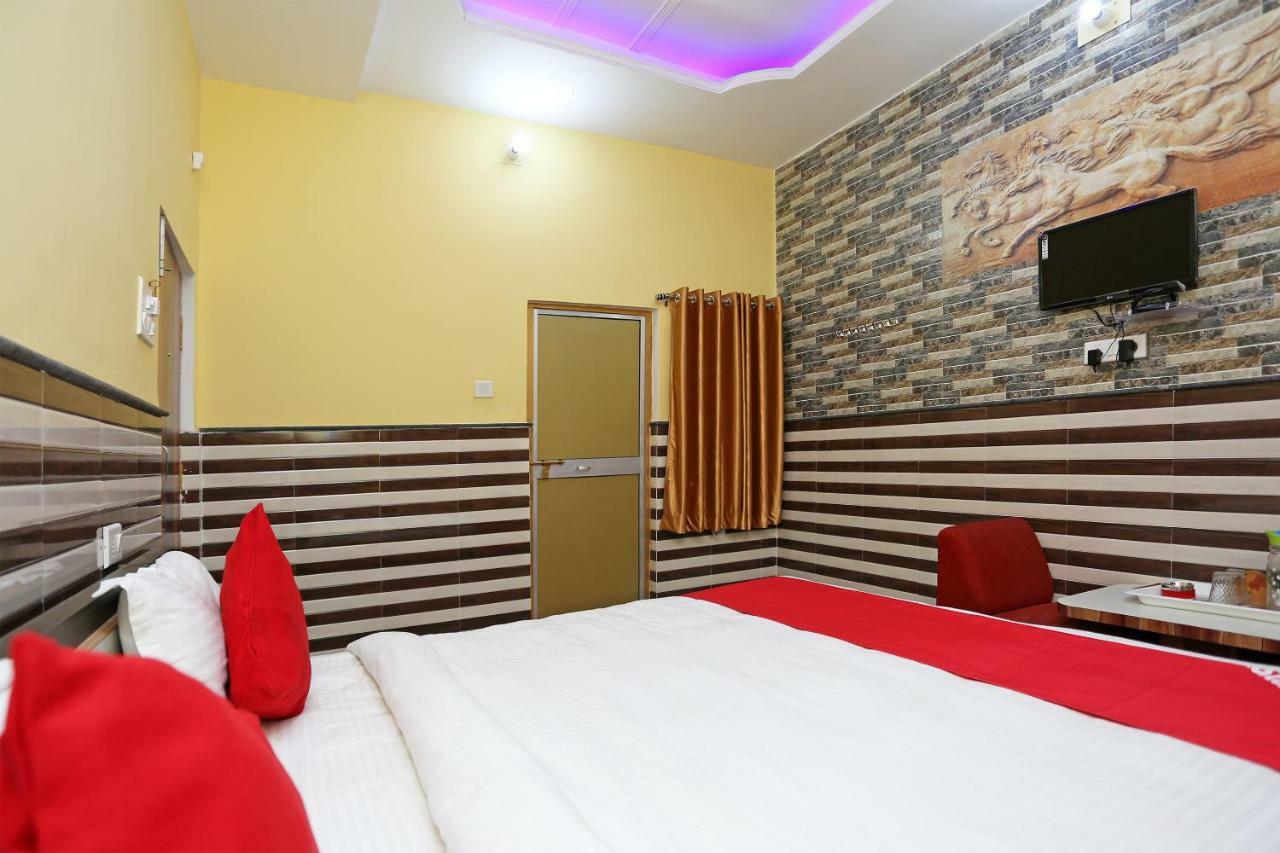 Hotel Bachchan Palace Varanasi Exterior foto