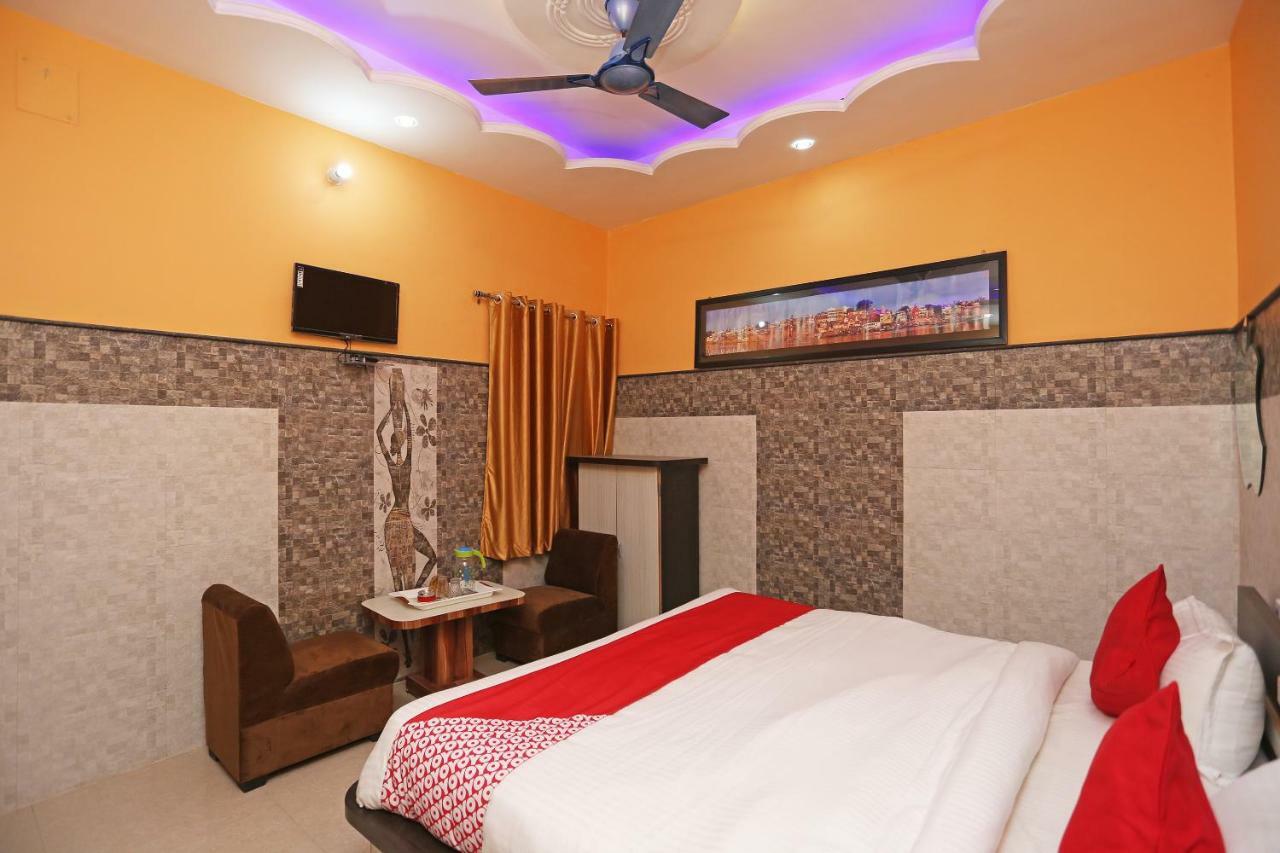 Hotel Bachchan Palace Varanasi Exterior foto