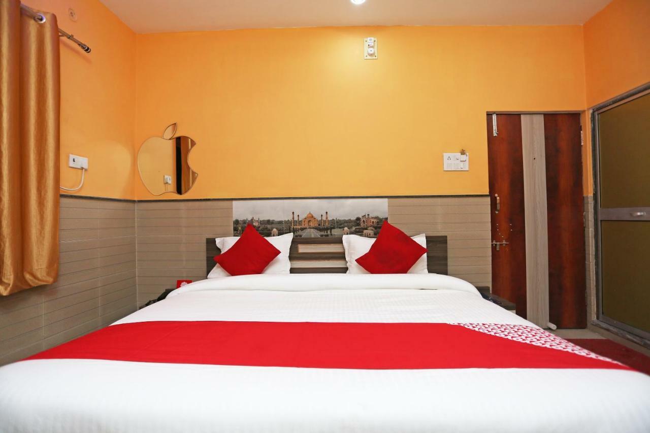 Hotel Bachchan Palace Varanasi Exterior foto