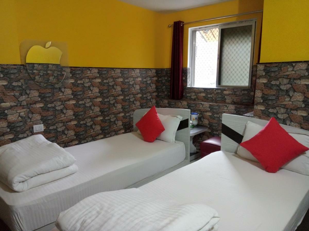 Hotel Bachchan Palace Varanasi Exterior foto
