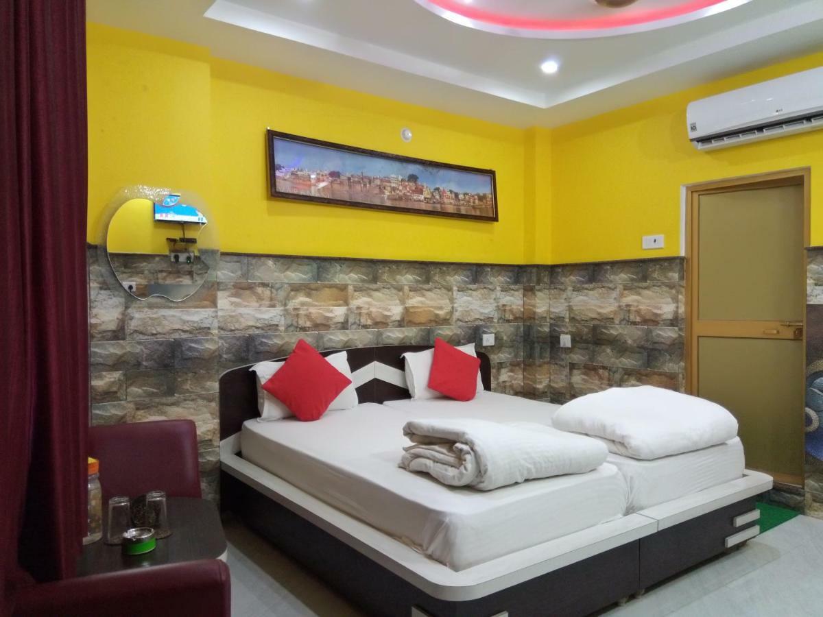 Hotel Bachchan Palace Varanasi Exterior foto